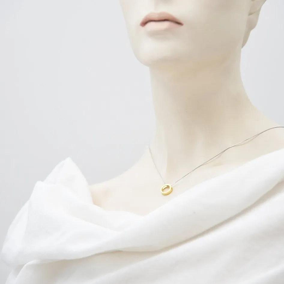 Dainty Circlet Short Necklace