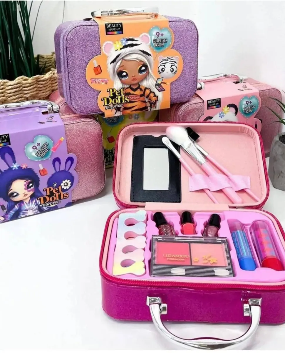 Pet Doll Surprise Suitcase Makeup Kit