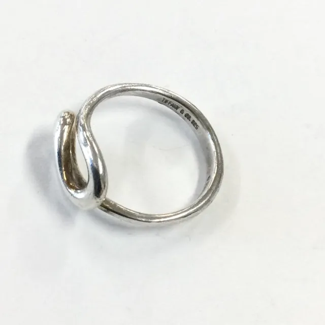 Tiffany & Co. Elsa Peretti Open Wave Ring. Size 6 3/4